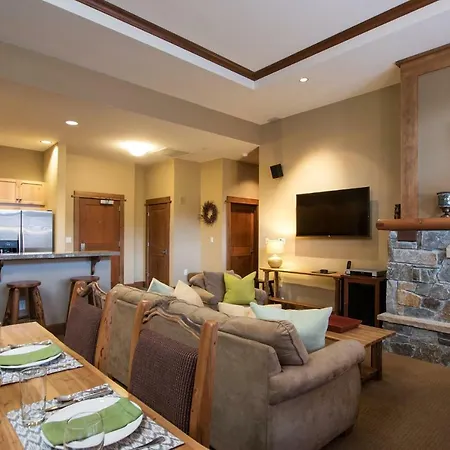 Family Friendly Residence In Village At Northstar! - Iron Horse North 105